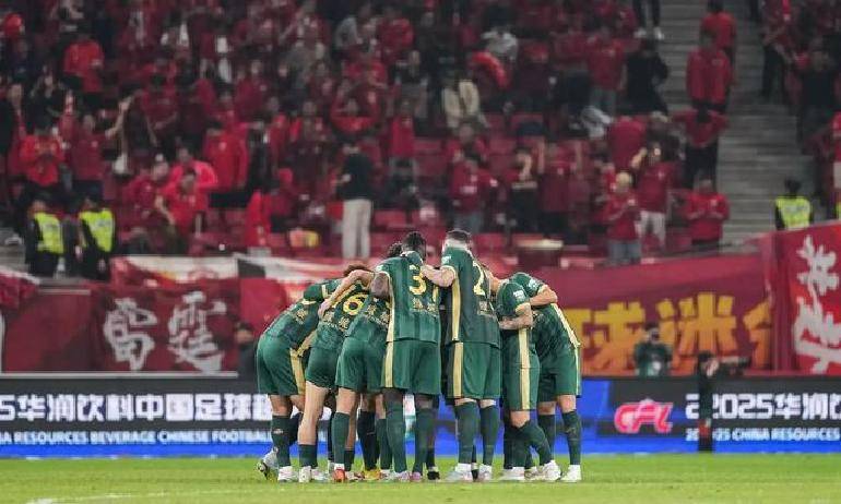 九游电竞 -中超今晚再迎强敌；密尔沃基雄鹿防线松动；主帅态度：目标明确；高层口径保持一致的简单介绍